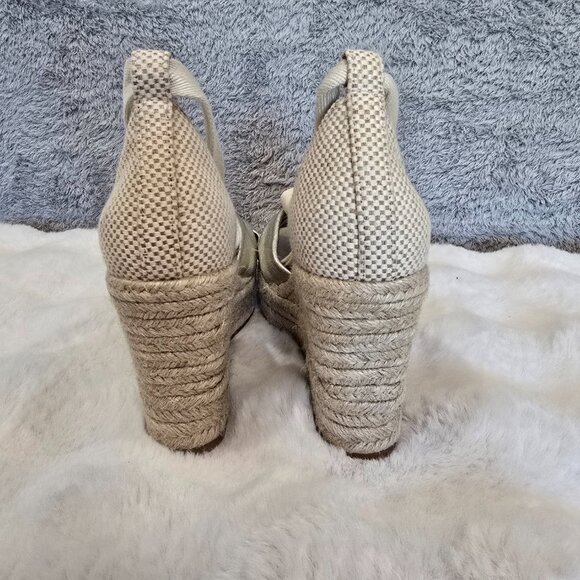 $170 Cole Haan Women’s Cloudfeel Hampton Espadrille Wedge Sandal Sizes NEW Gold - Picture 3 of 8